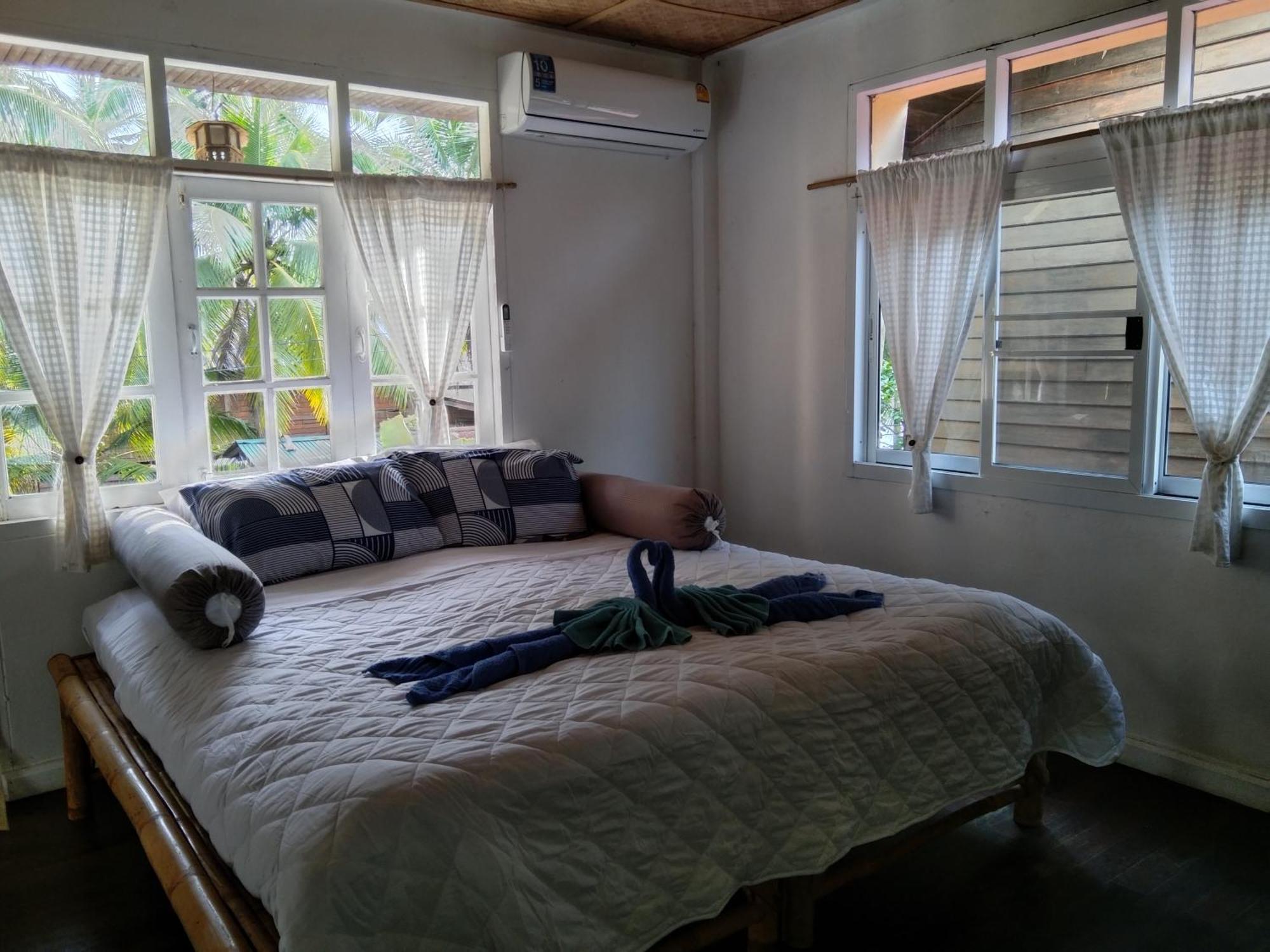 The Sunset House Koh Samui